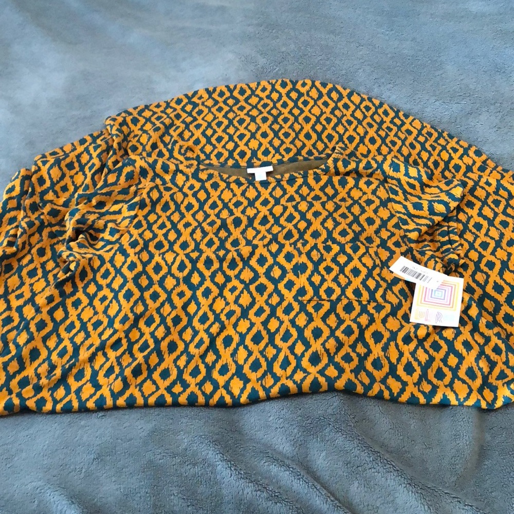 NWT LuLaRoe 2xl Carly plus size